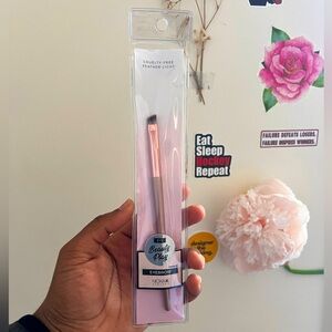 Beauty Play Makeup Brush